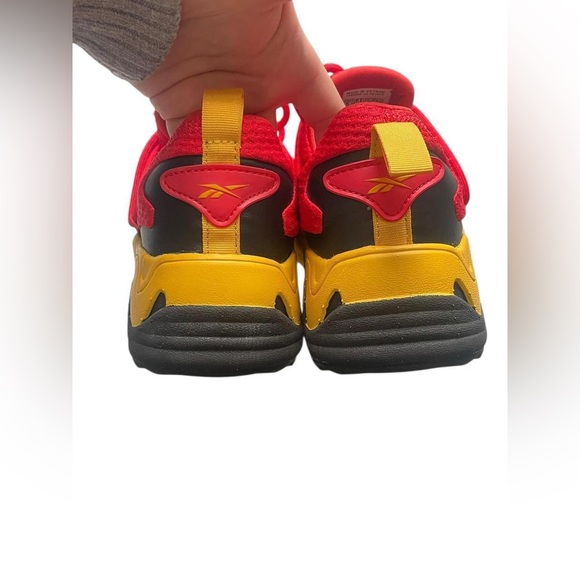 Reebok Boy's Trideca 200 Running Sneakers Shoes size 5 in Red / Yellow / Black - Picture 5 of 6
